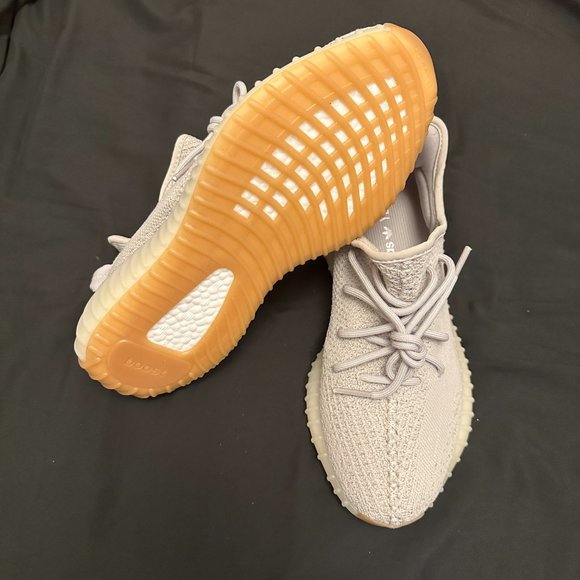 Adidas Yeezy Boost 350v2 Sesame size 8 US - Picture 4 of 4